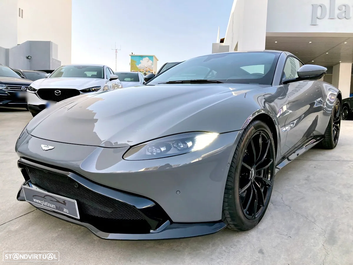 Aston Martin Vantage Coupe V8 - 40
