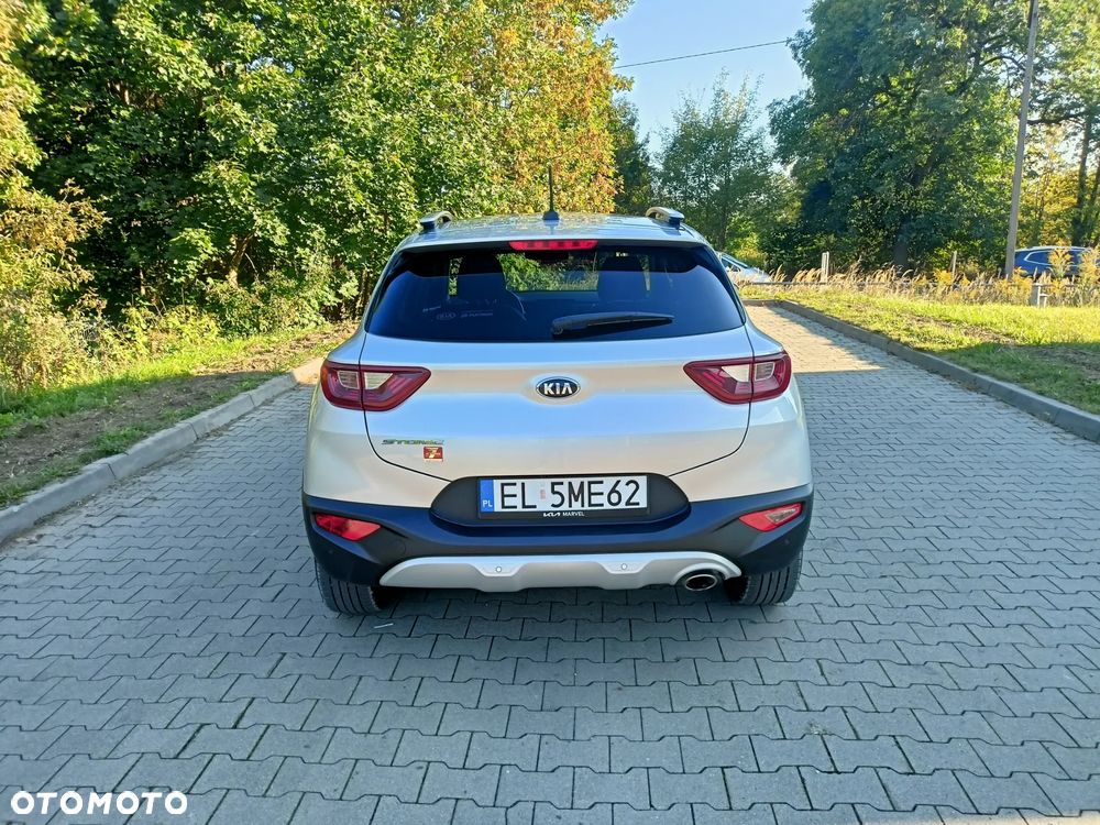 Kia Stonic 1.4 L - 8