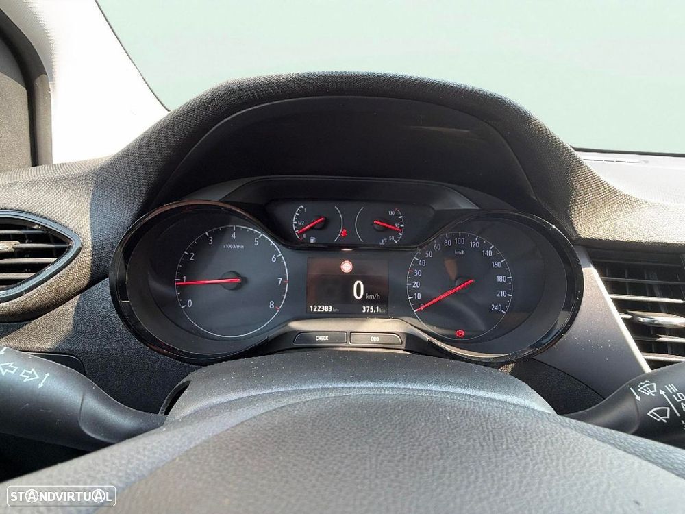 Opel Crossland X - 12