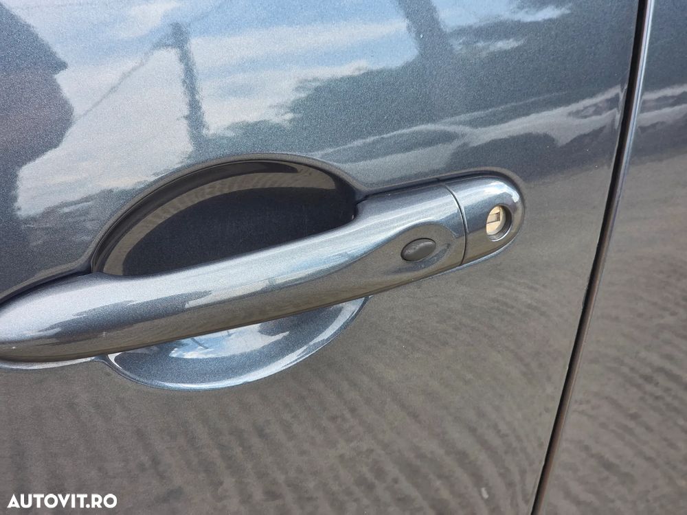 Renault Clio (Energy) TCe 90 Start & Stop INTENS - 25
