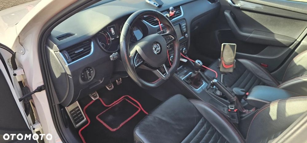 Skoda Octavia - 15