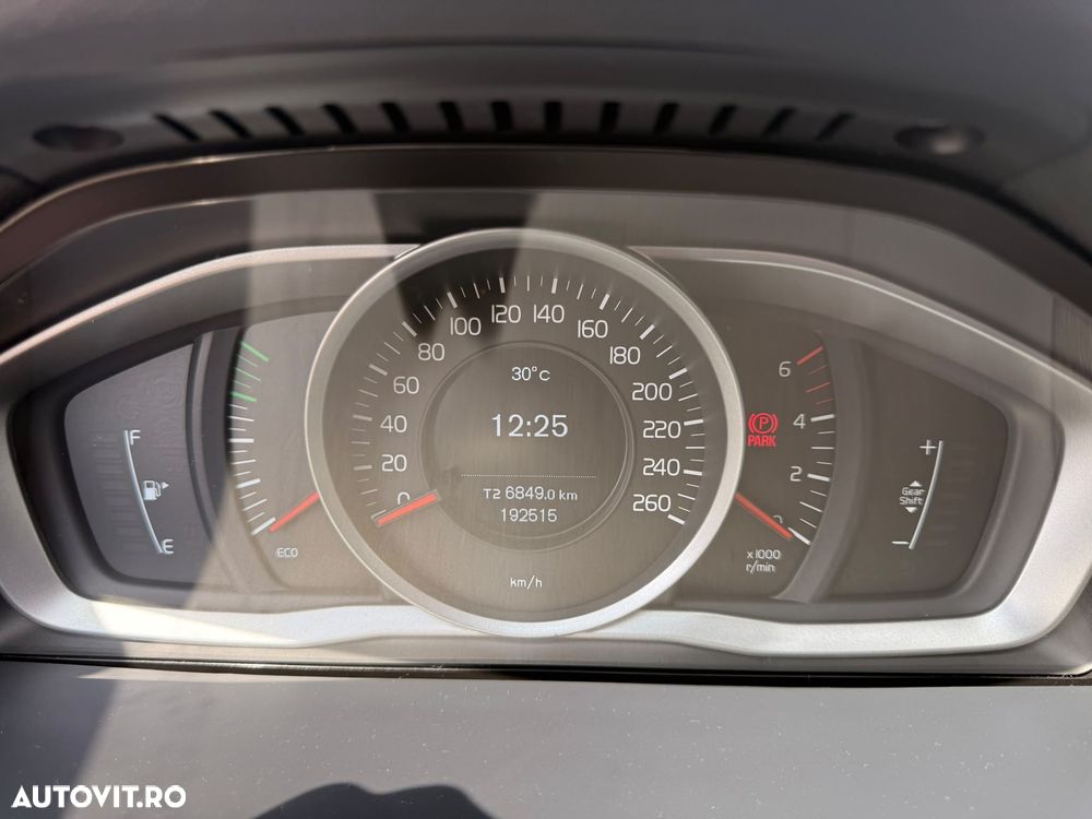 Volvo S60 D2 Momentum - 3