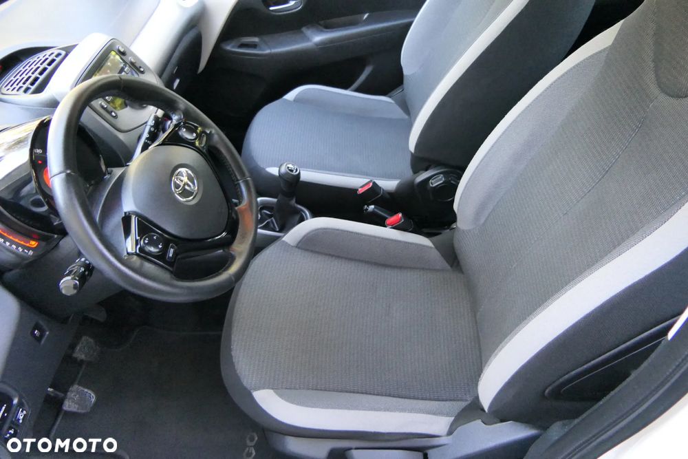 Toyota Aygo 1.0 VVT-i Color Edition - 16