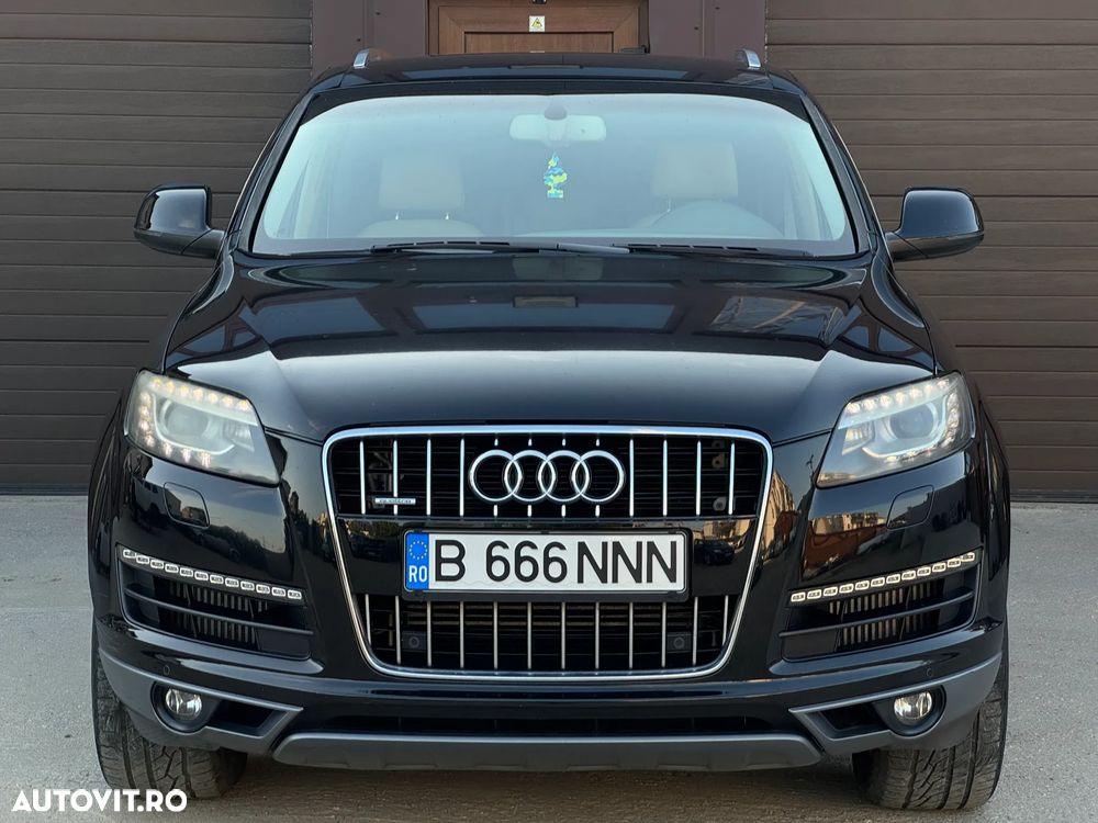 Audi Q7 - 1