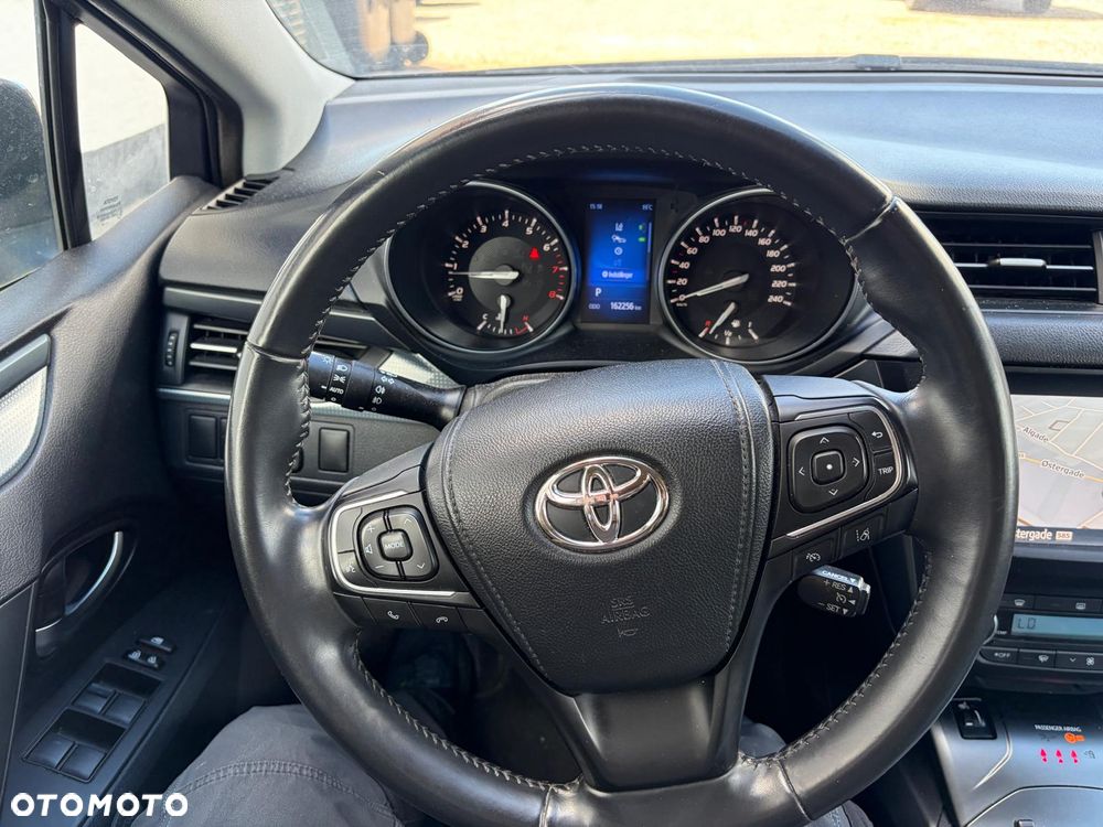 Toyota Avensis Touring Sports 1.8 Multidrive S Executive - 15