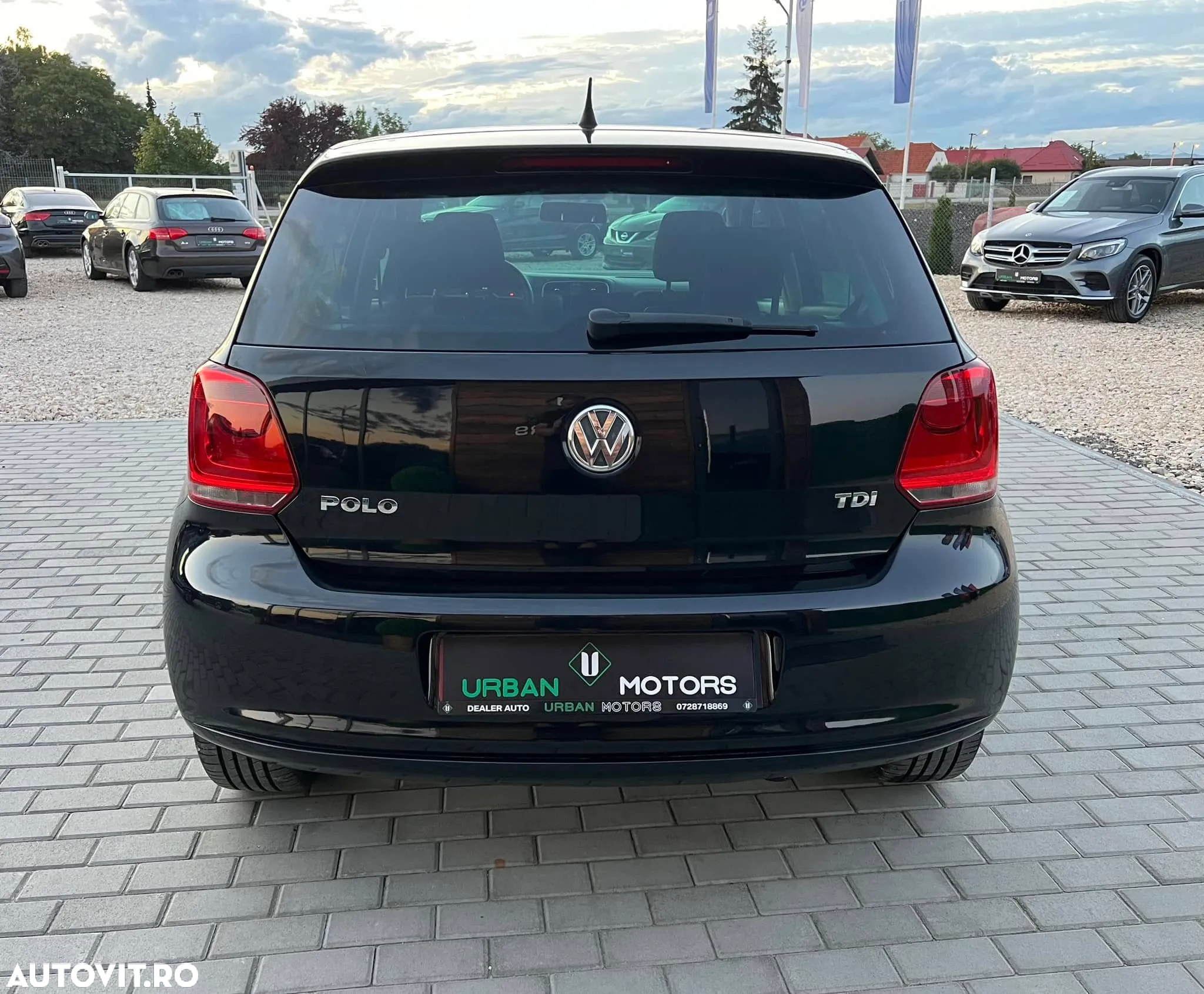 Volkswagen Polo 1.6 TDI Comfortline - 12