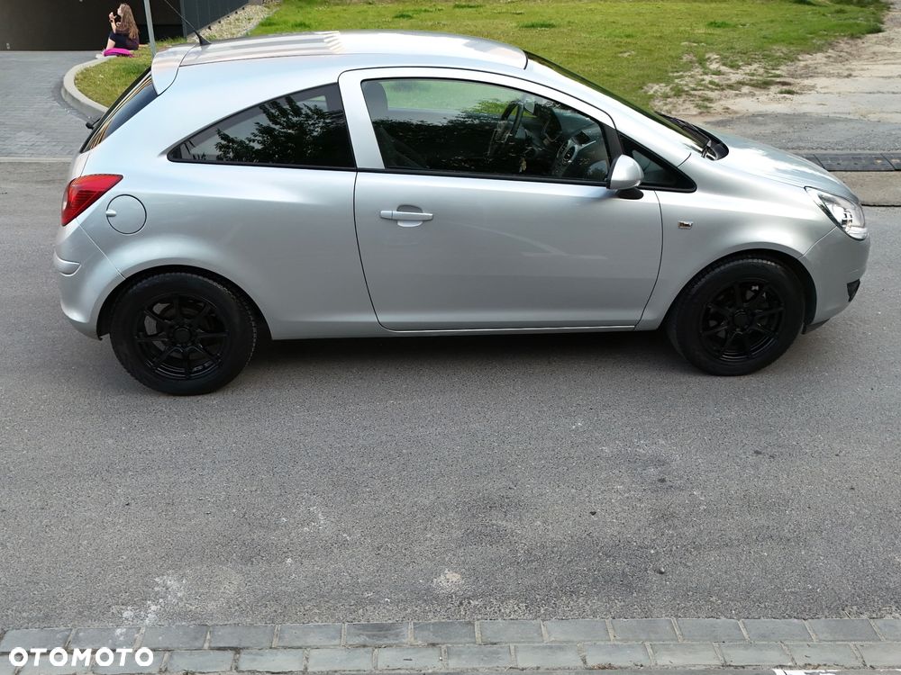 Opel Corsa 1.2 16V Enjoy - 7