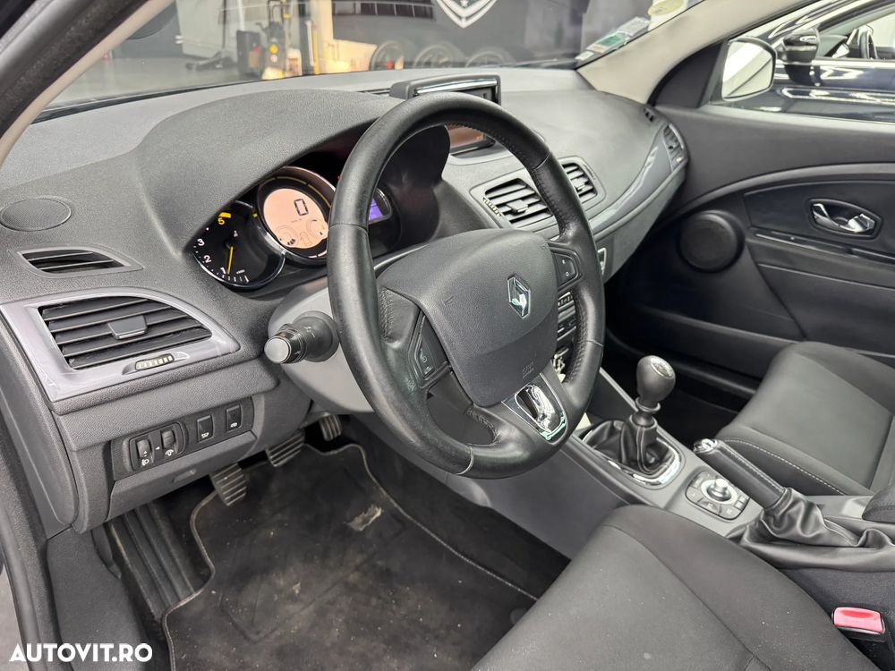 Renault Megane ENERGY dCi 110 BUSINESS - 17