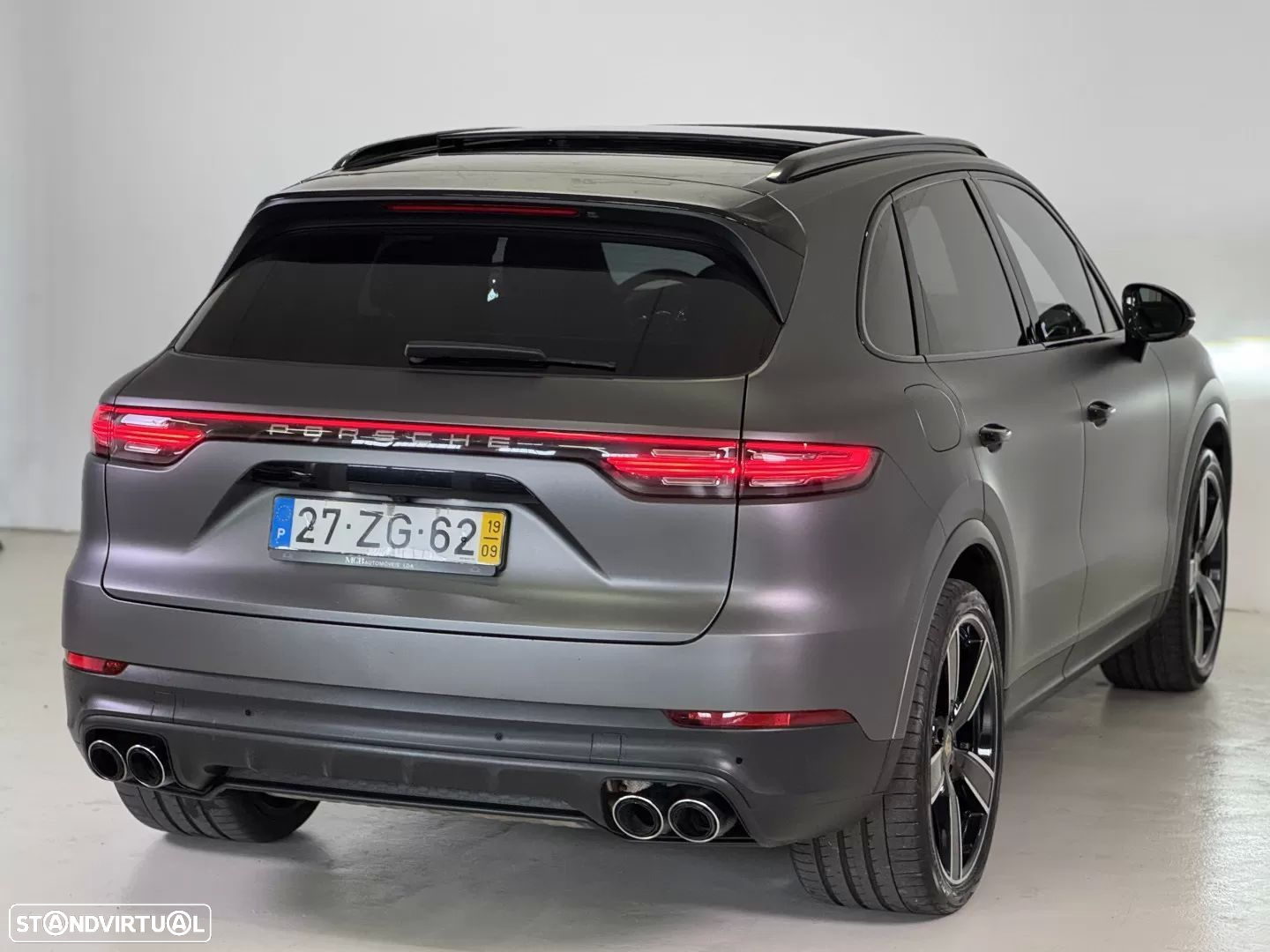 Porsche Cayenne Platinum Edition - 19