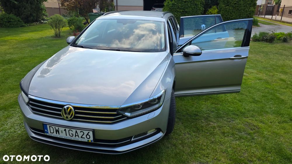 Volkswagen Passat - 11