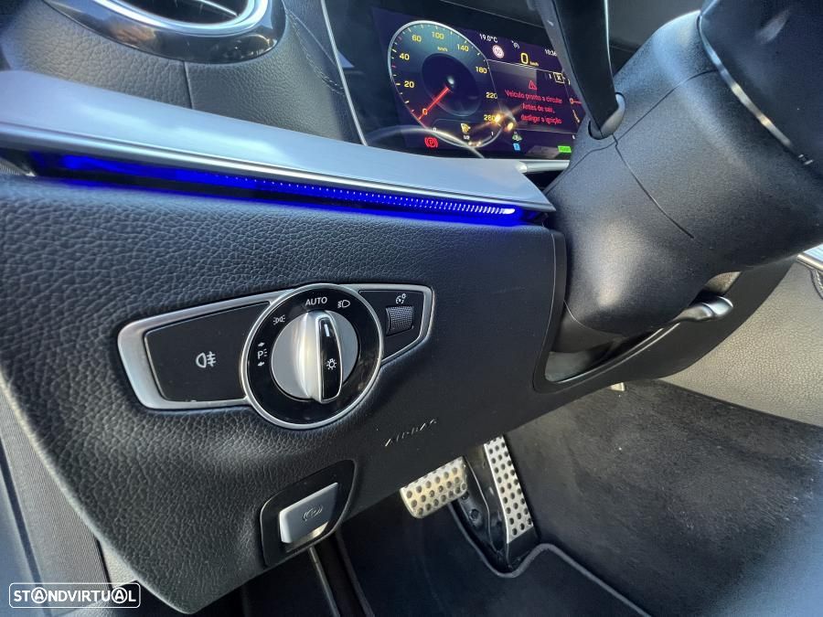 Mercedes-Benz E 300 de AMG Line - 20