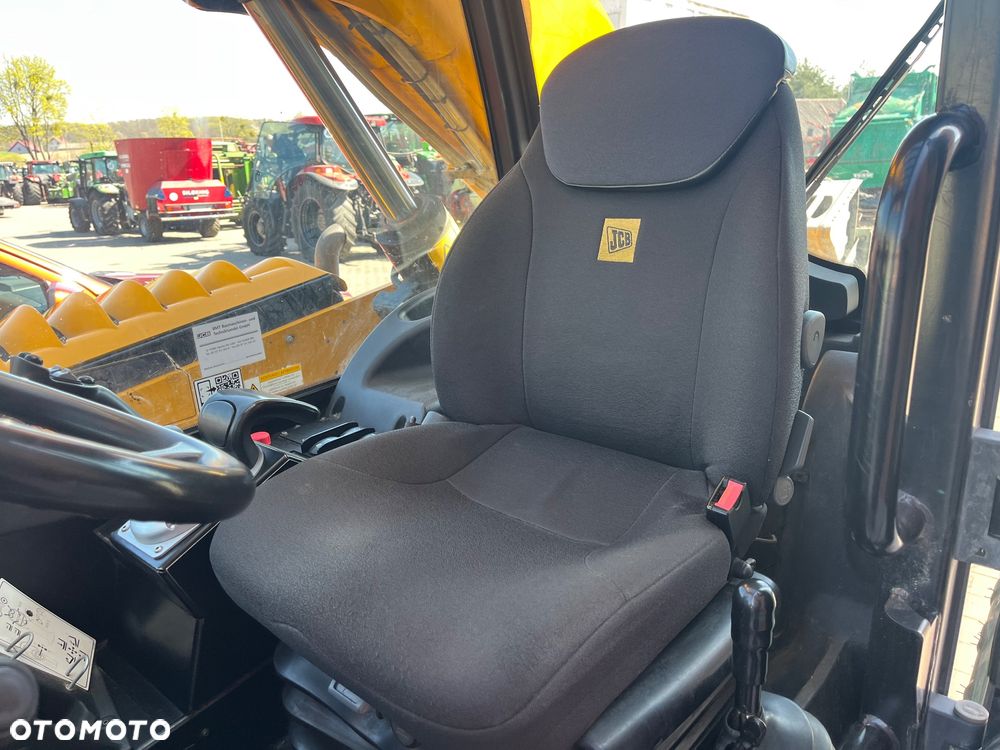 JCB 541-70 agri-plus - 4