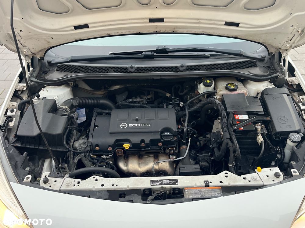 Opel Astra 1.4 - 14