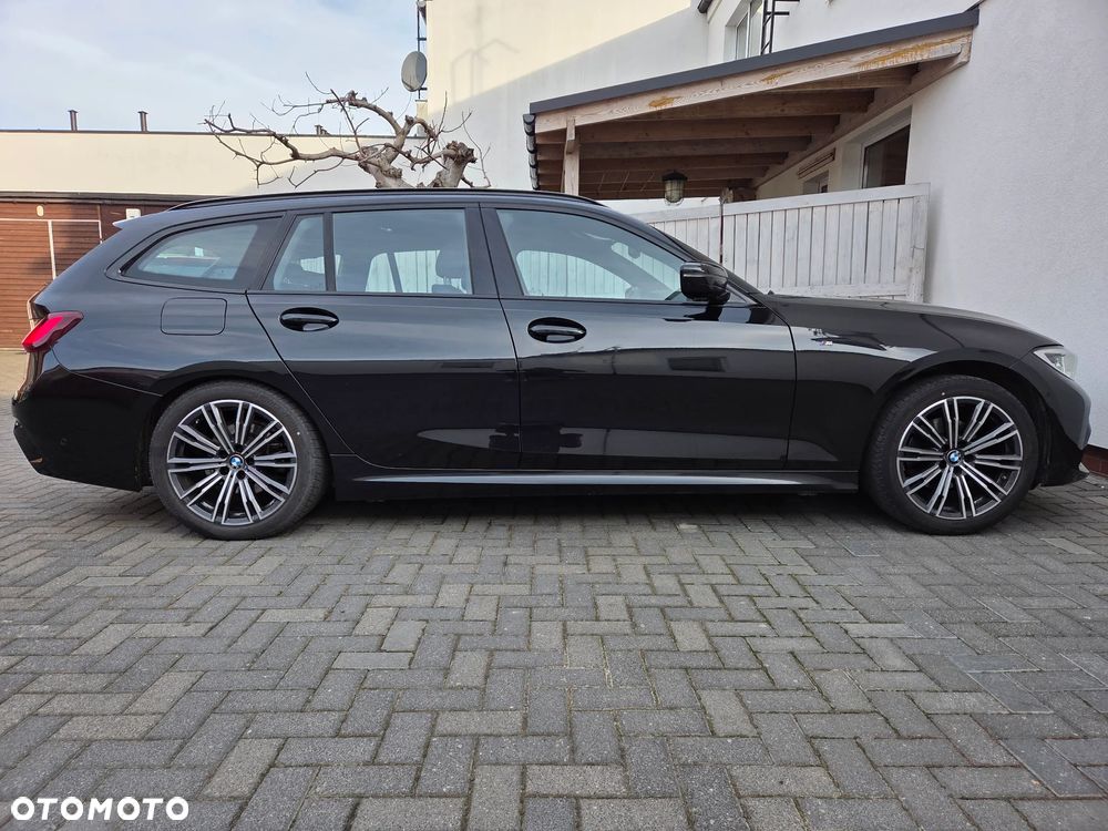 BMW Seria 3 320i Edition M Sport Shadow - 2