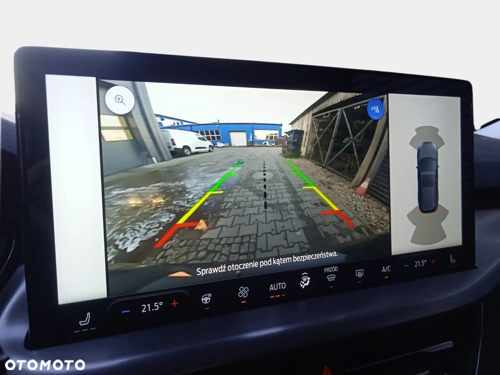 Ford Focus 1.0 EcoBoost Titanium X - 27