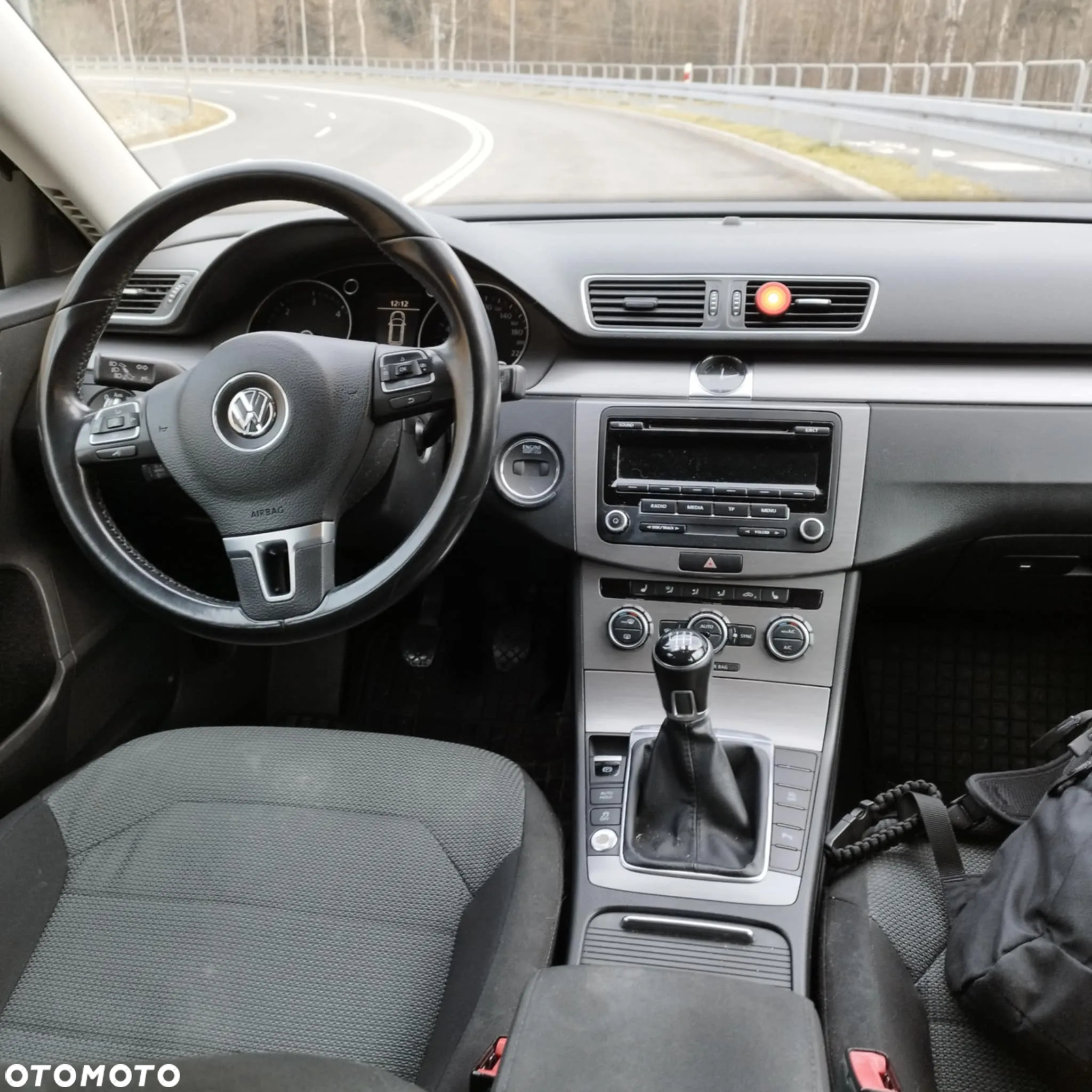 Volkswagen Passat 2.0 TDI Comfortline - 9