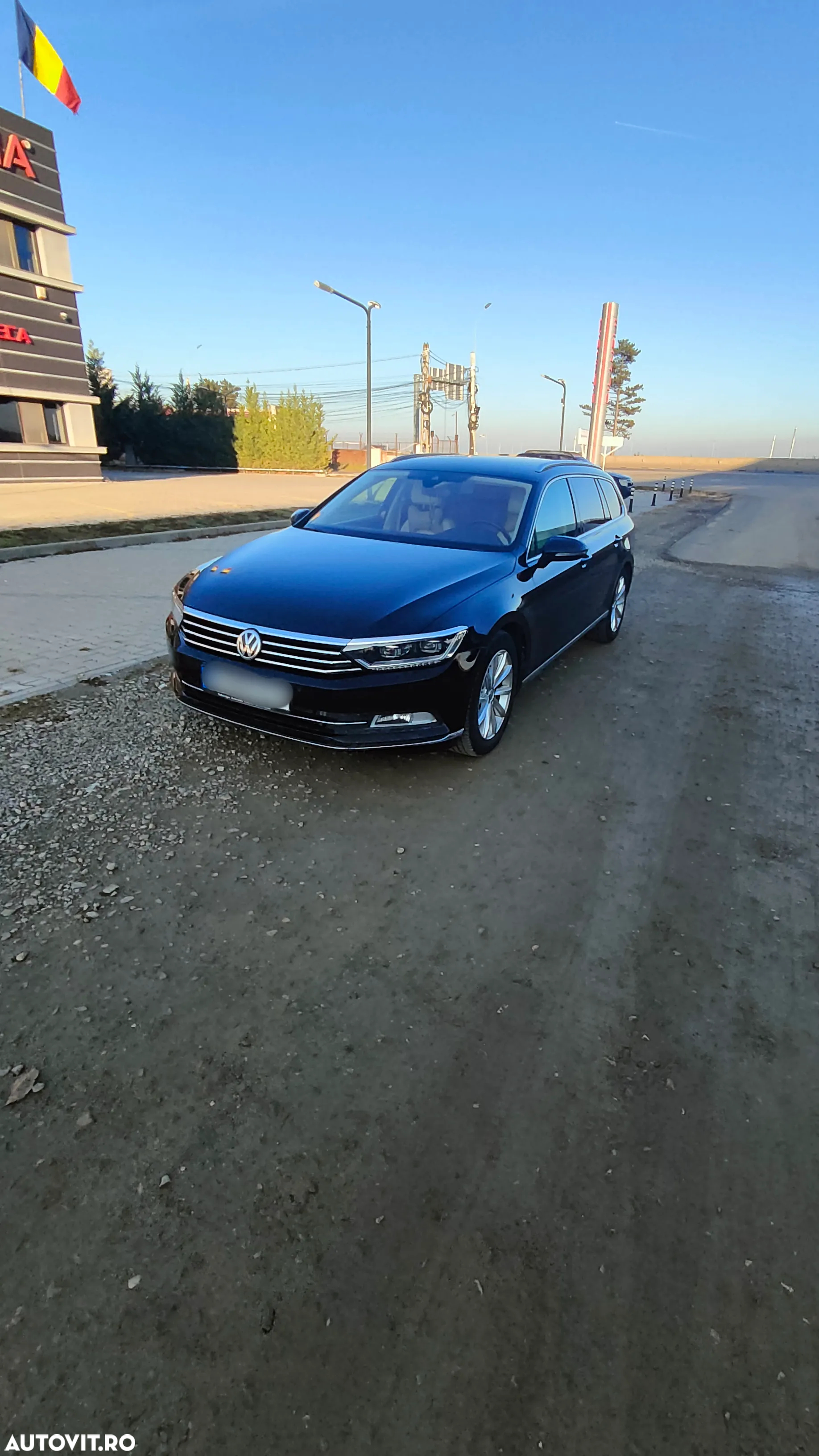 Volkswagen Passat Variant 2.0 TDI DSG Highline - 2