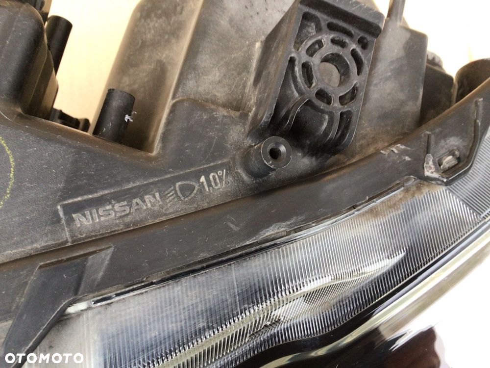 Lampa przednia lewa Nissan X-trail T32 Lift Full Led - 9