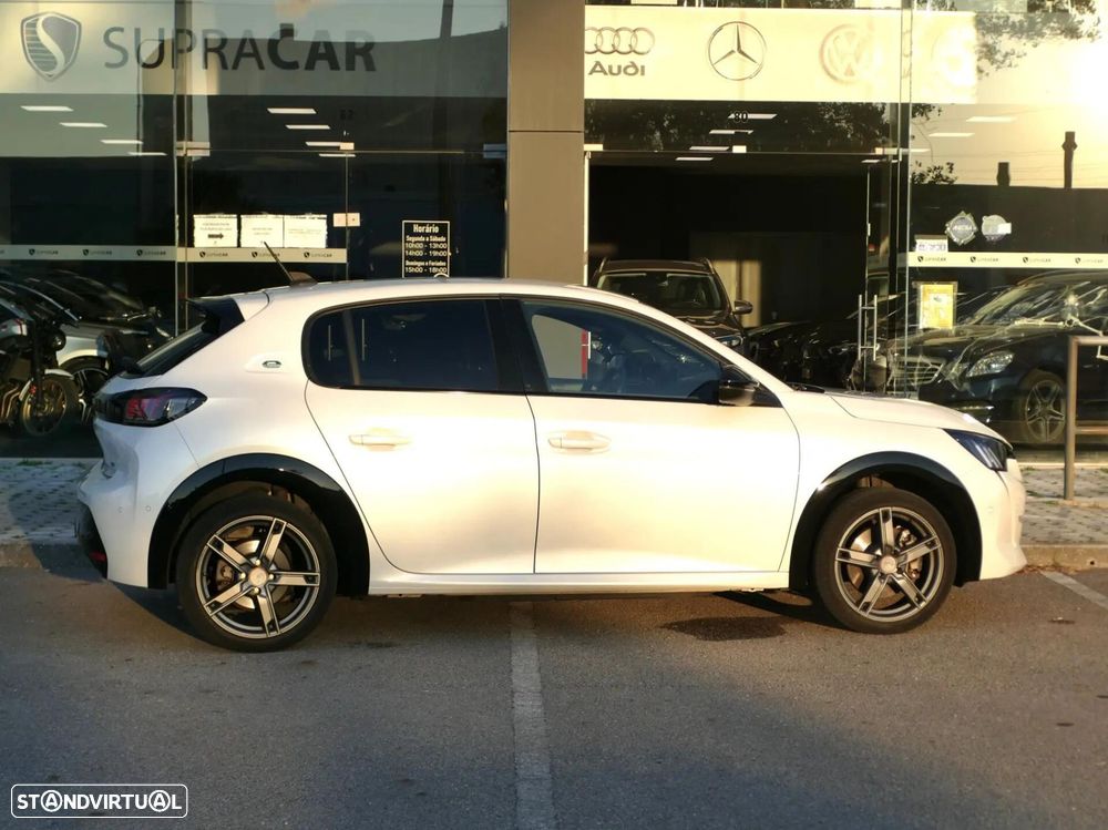 Peugeot e-208 50 kWh GT - 38