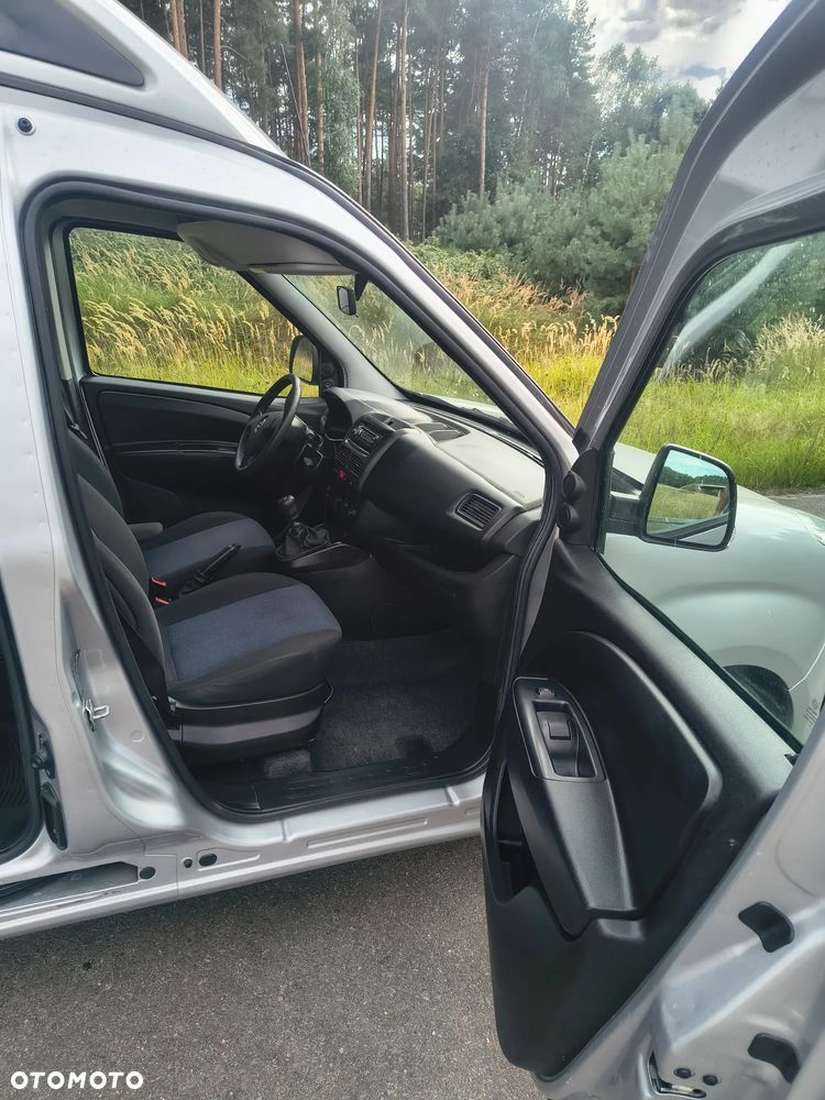 Opel Combo Tour L1H1 - 11
