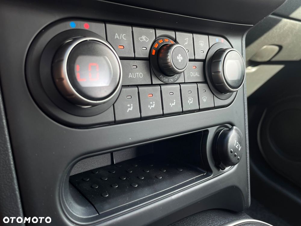 Nissan Qashqai 2.0 4x4 Lounge - 22