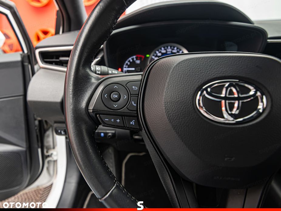 Toyota Corolla 1.8 Hybrid Active - 12