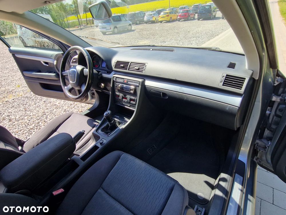 Audi A4 Avant 2.0 TDI DPF - 19