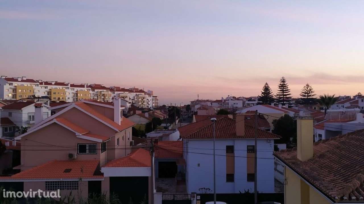 Moradia T4 remodelada na Parede, Cascais - Grande imagem: 2/27