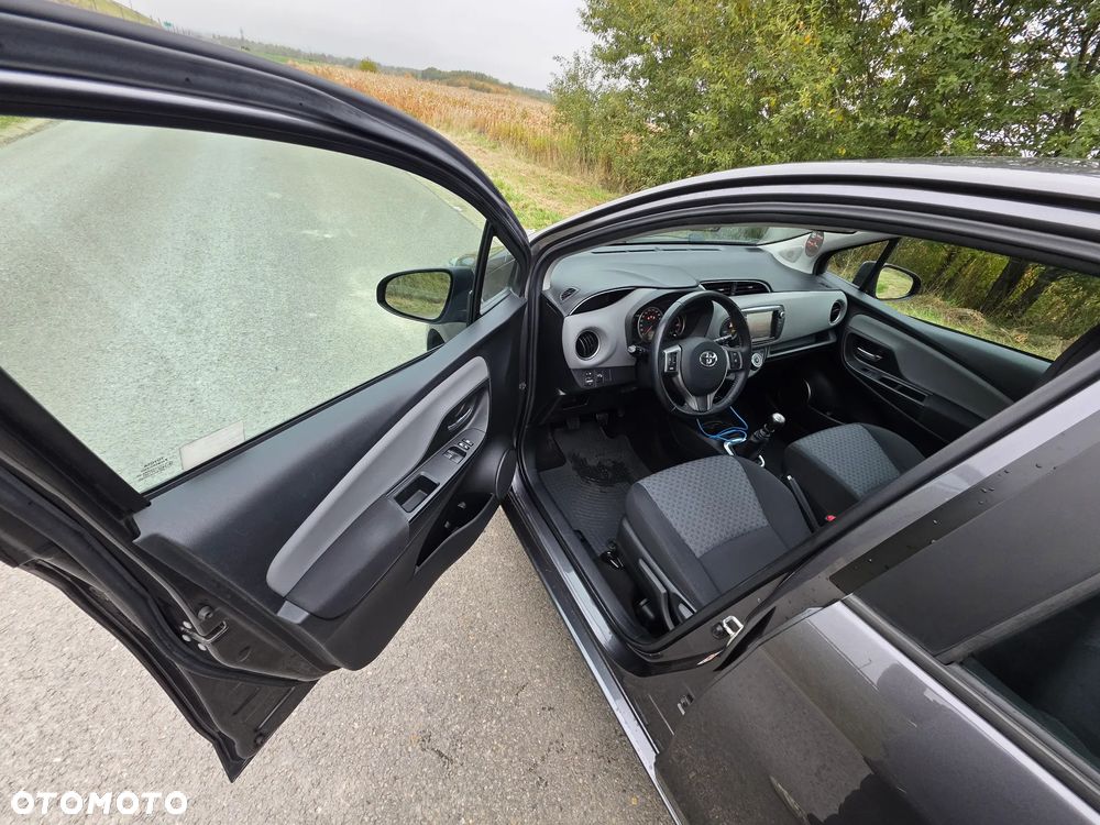 Toyota Yaris 1.33 Premium - 7