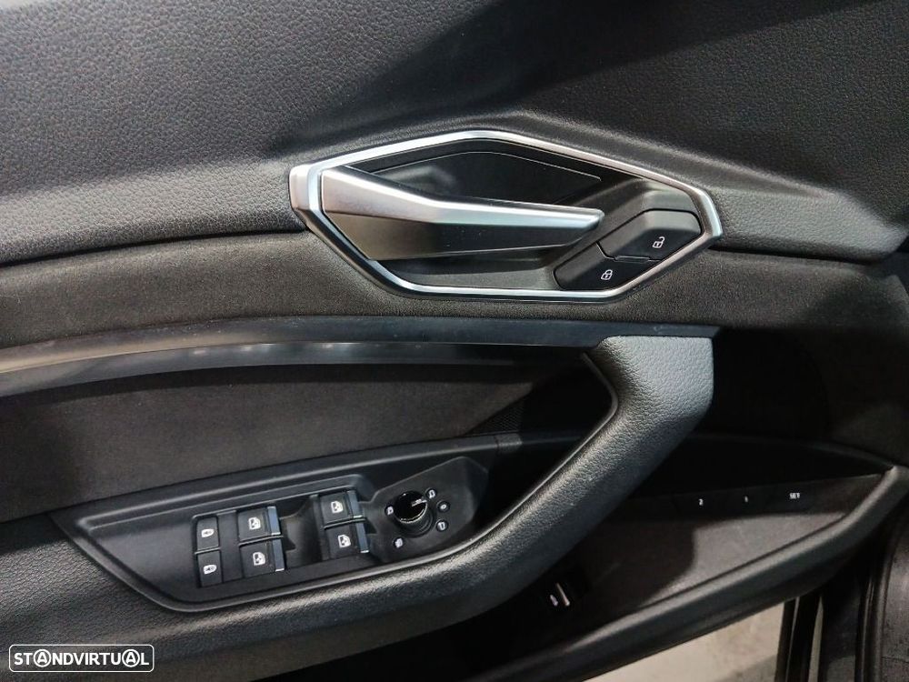 Audi e-tron Sportback 55 quattro S line - 13
