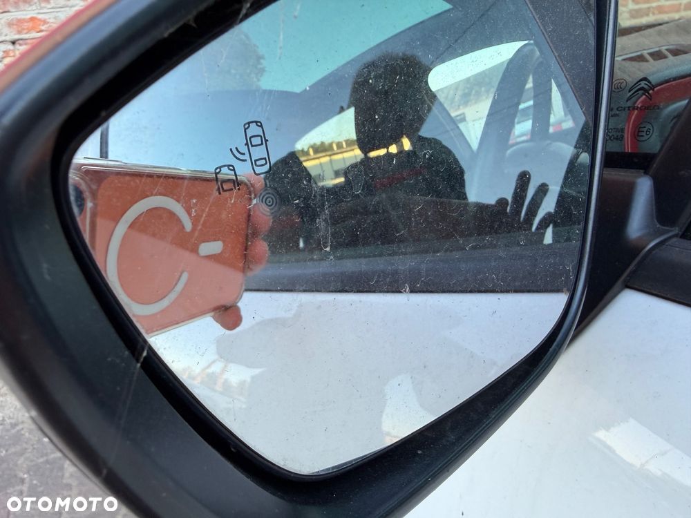 Citroën C3 Pure Tech (VTi) 82 Exclusive - 26
