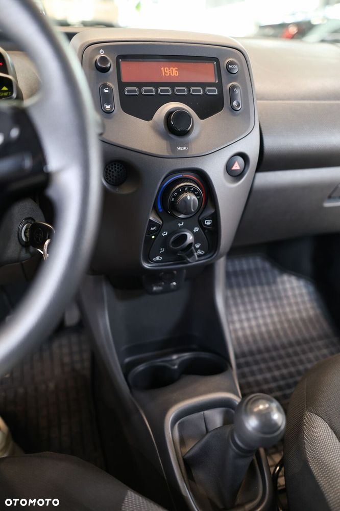 Toyota Aygo - 22