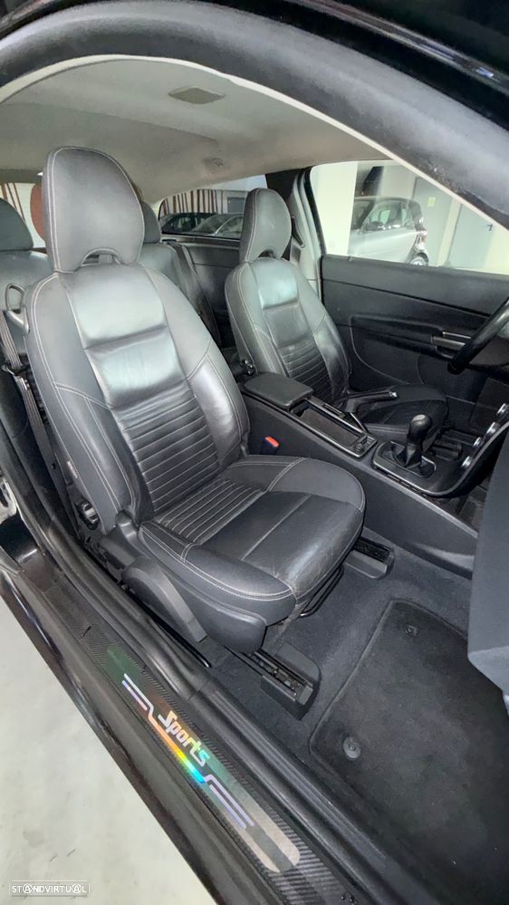 Volvo C30 1.6 D2 R-Design Start/Stop — fotografia 17