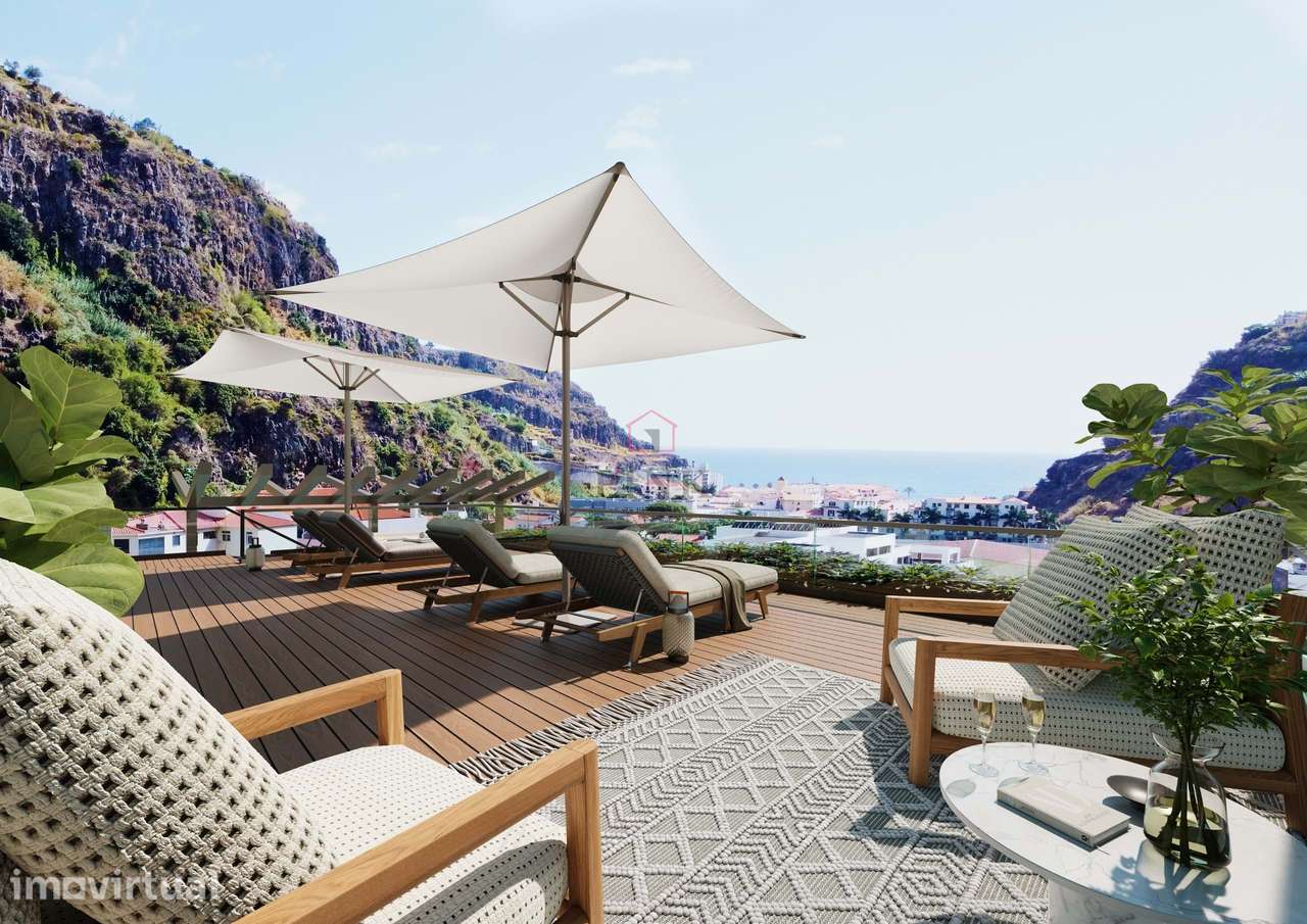 Apartamento à Venda na Ribeira Brava - T1 com Piscina - Grande imagem: 2/21