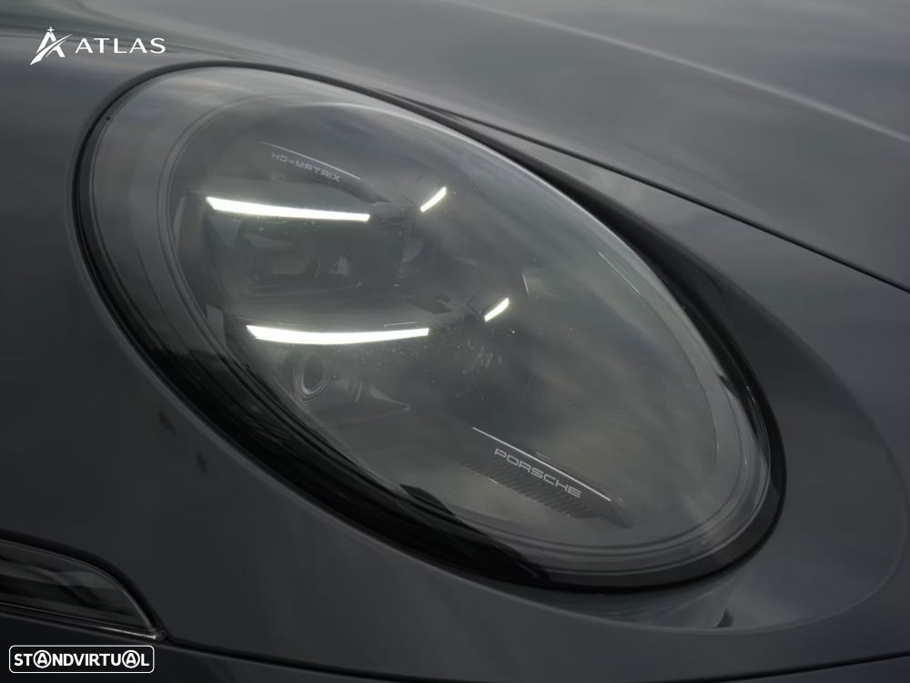 Porsche 911 (992) Carrera 4 GTS - 12