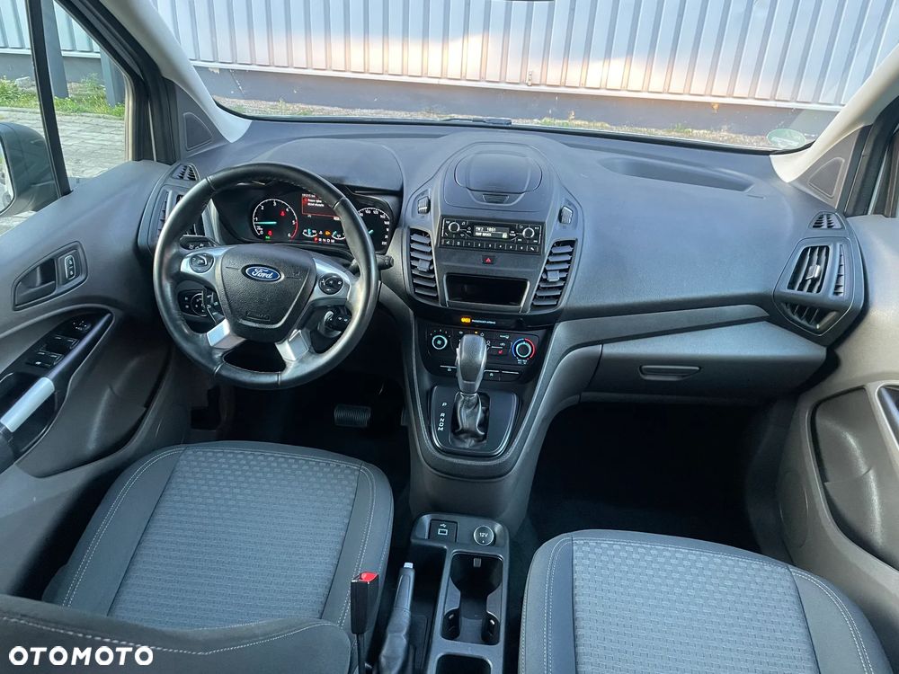 Ford Tourneo Connect - 20