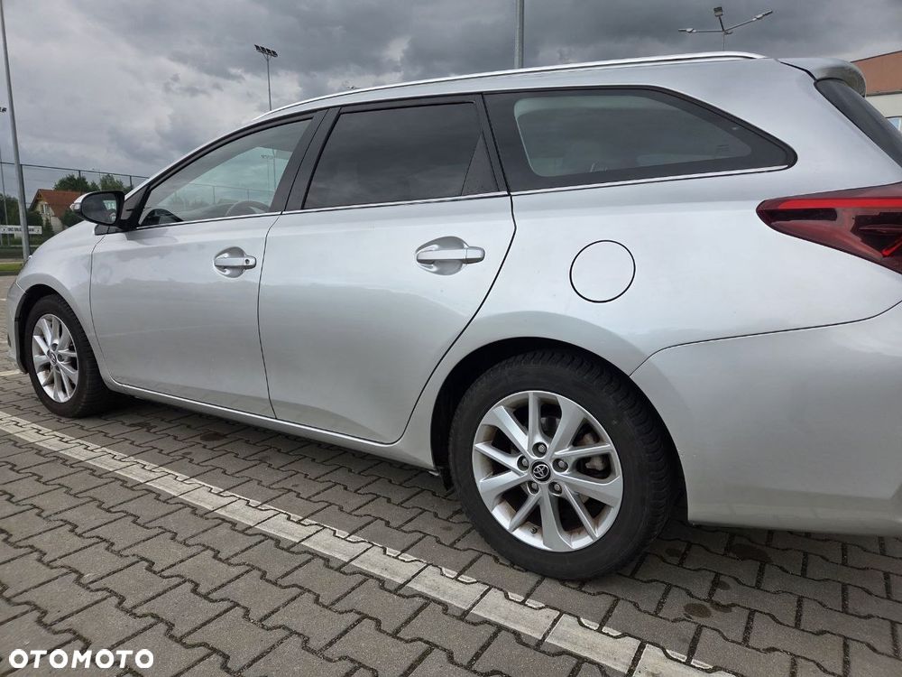 Toyota Auris - 19