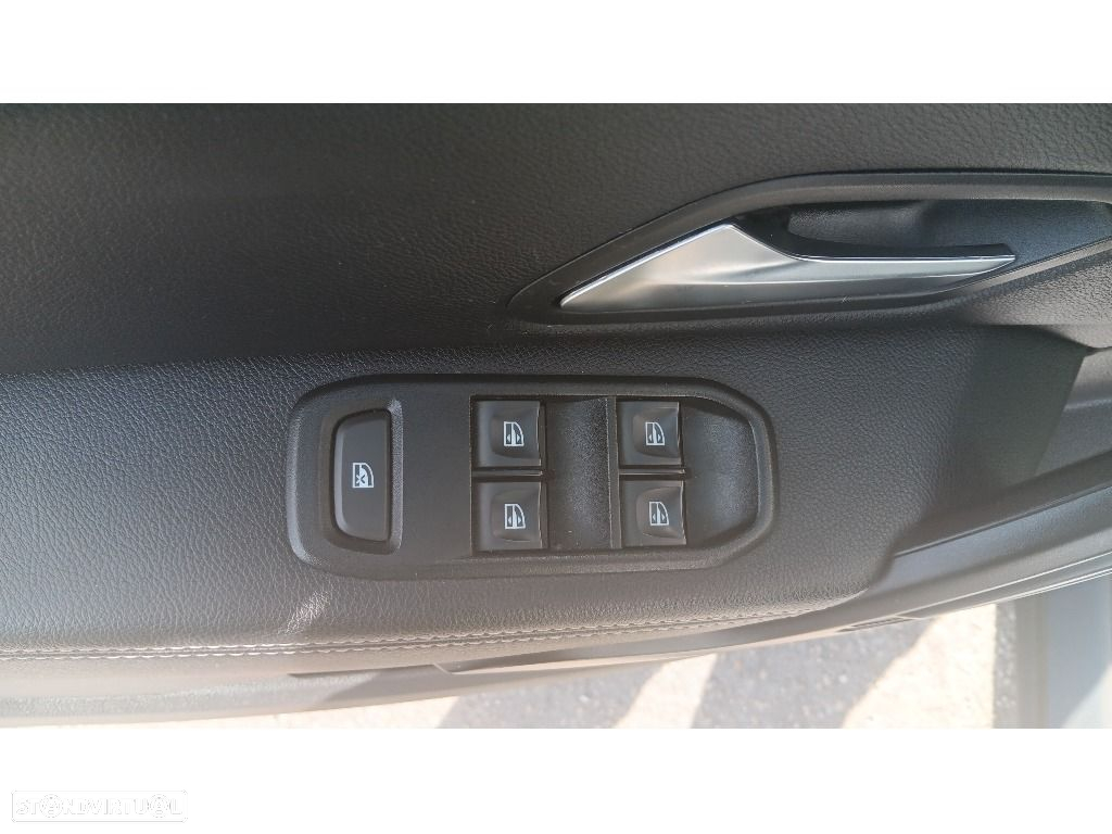 Dacia Duster 1.5 dCi Prestige - 9