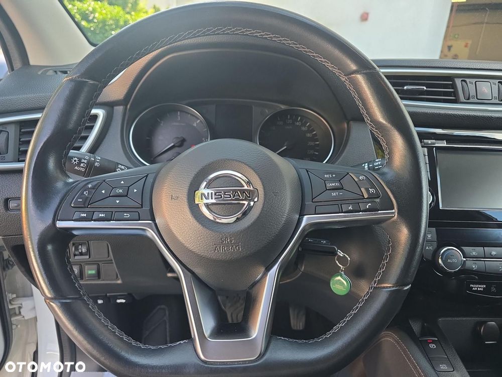 Nissan Qashqai - 15