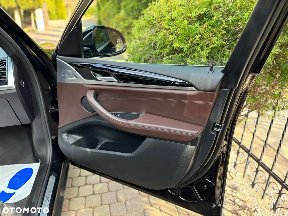 BMW X3 sDrive18d xLine sport - 12