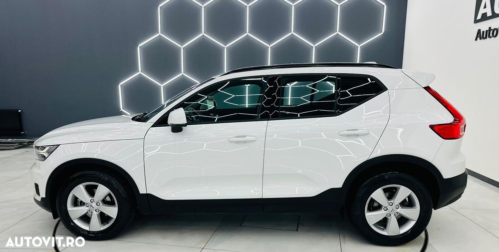 Volvo XC 40 D3 Momentum Pro - 34
