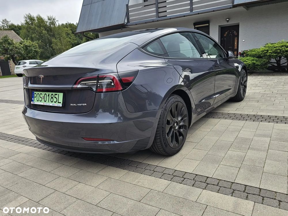 Tesla Model 3 2021 photo 3