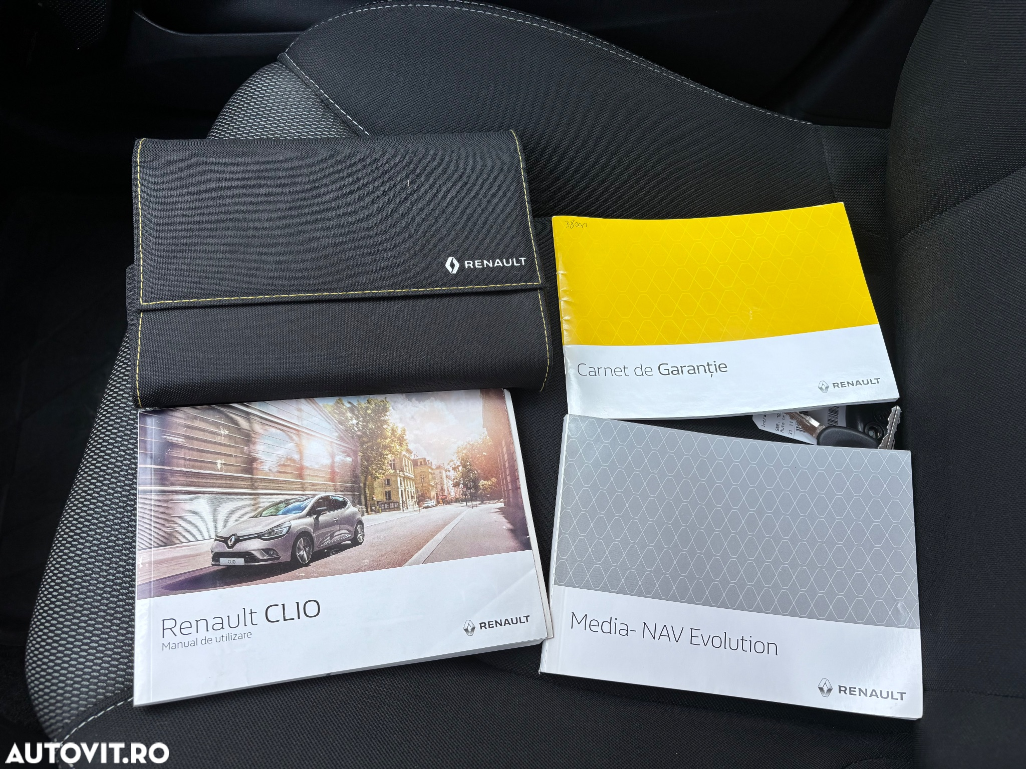 Renault Clio Estate Energy TCe Zen - 15