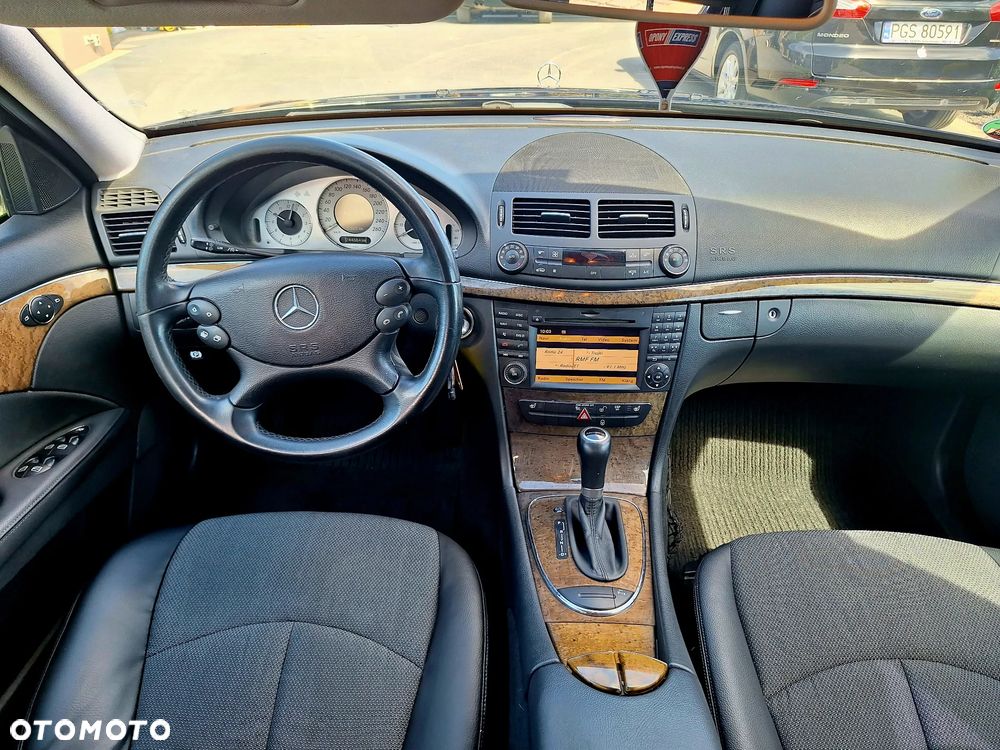 Mercedes-Benz Klasa E - 15