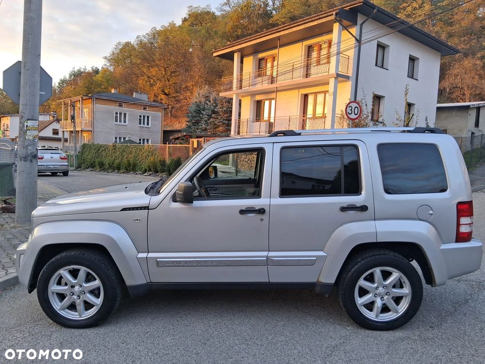 Jeep Cherokee - 5
