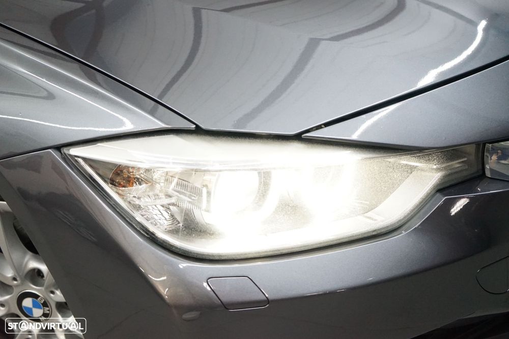 BMW 320 d Touring Auto Exclusive - 9