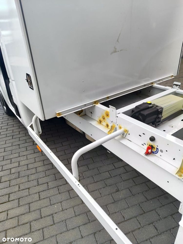 Renault Master - 24