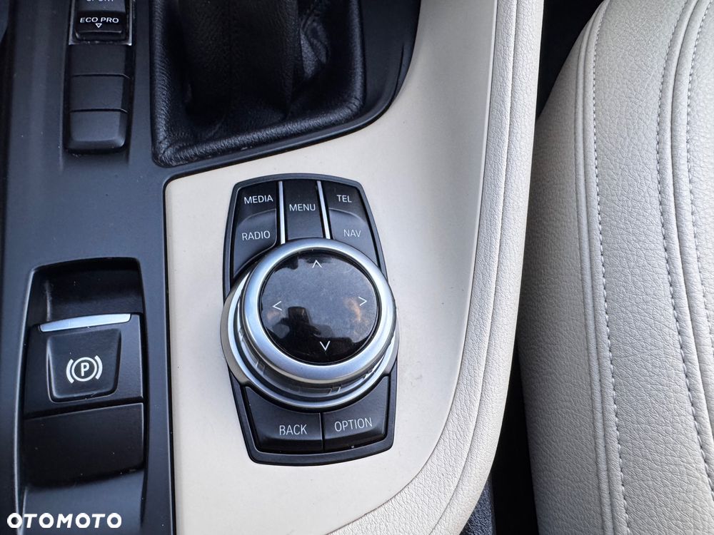 BMW X1 sDrive18i GPF Sport Line - 15