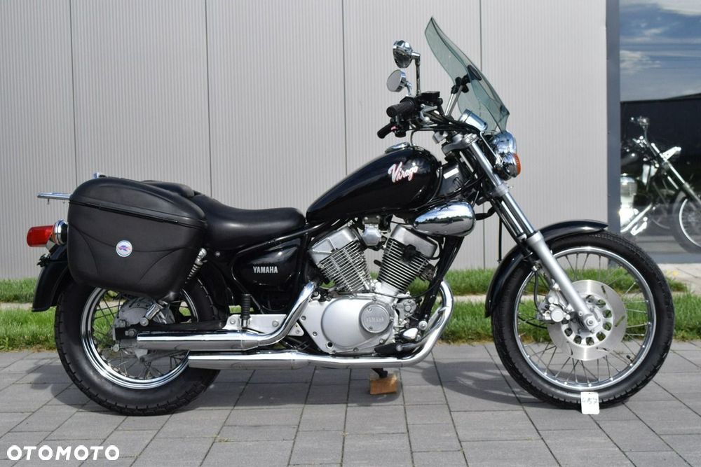 Yamaha XV - 13