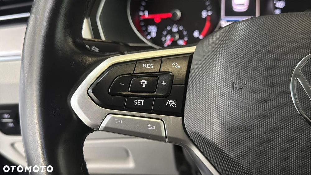 Volkswagen Passat 2.0 TDI EVO Elegance - 29